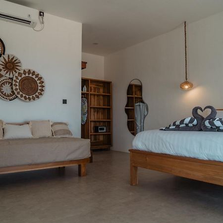 Sunscape Villa - Beachfront And Private Pool Гілі-Аїр Екстер'єр фото